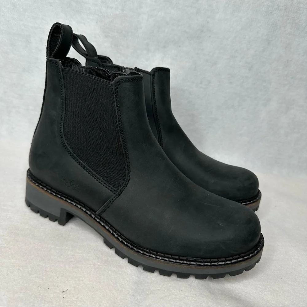 Bos. & Co. Corra Black Leather Side Zip Boots. EU 38/US 7.0-7.5